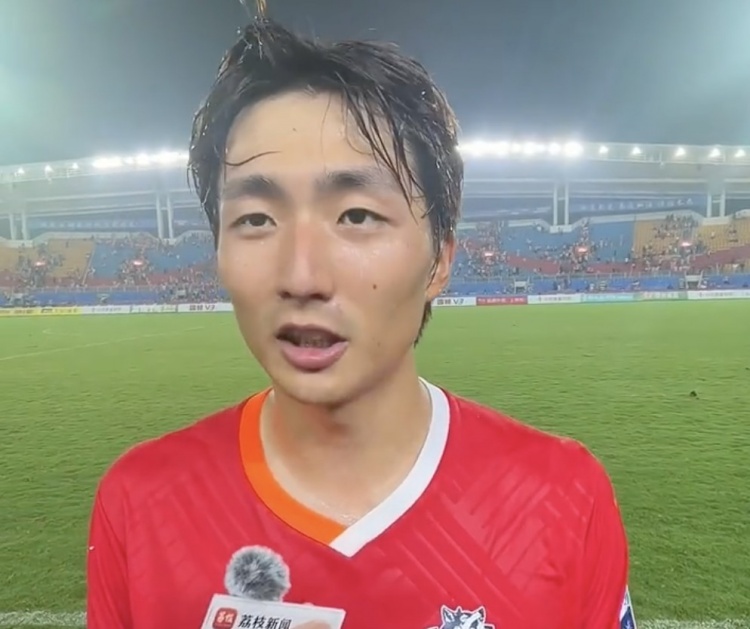 南通队10胜2平位列苏超常规赛第一，队长：我们的目标就是冠军