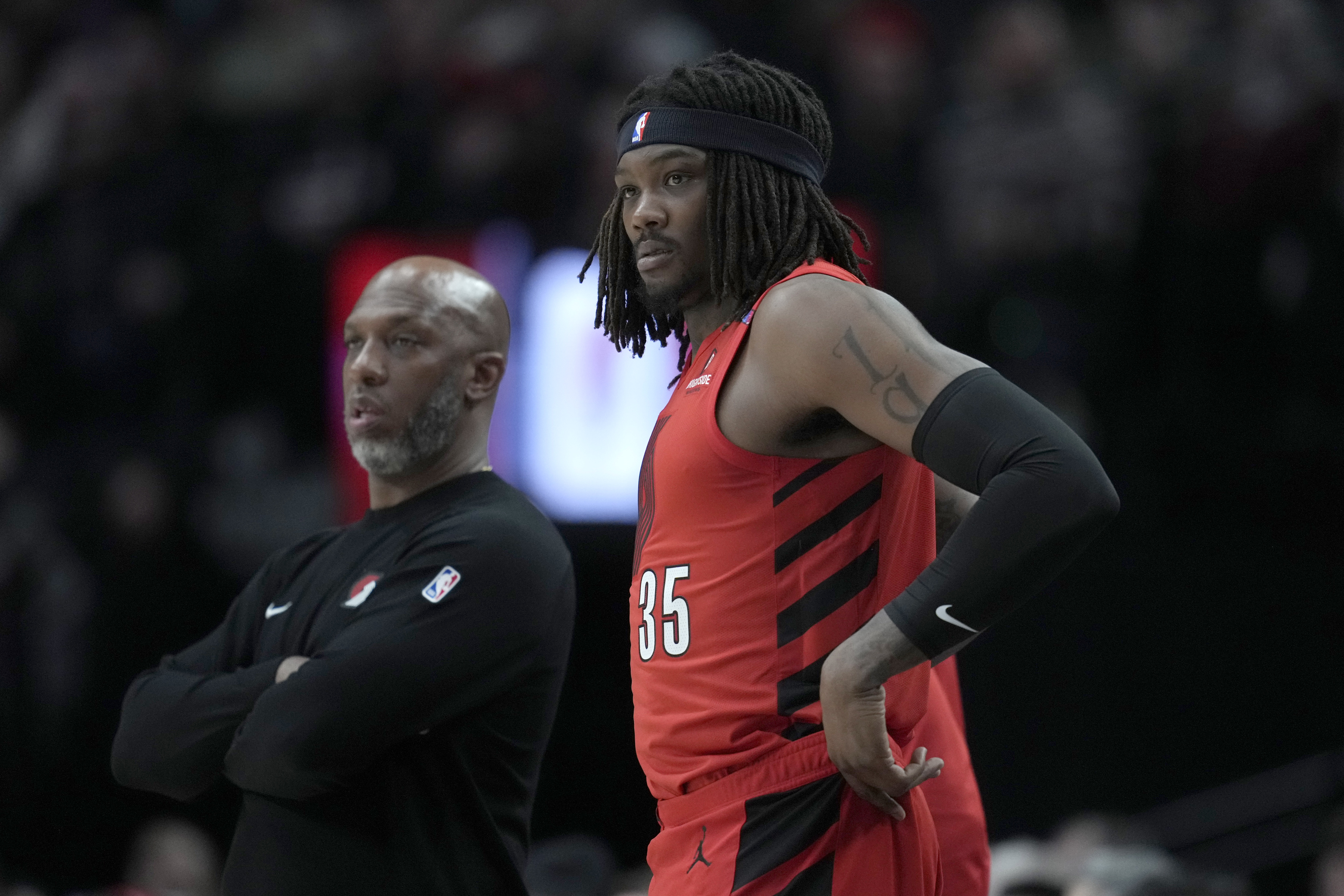 队记：健康的罗威更适合出任克林根的替补 这会压缩杨瀚森的时间