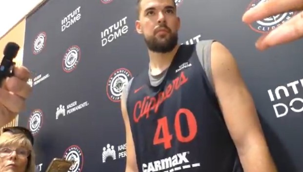 祖巴茨：休赛期减重八磅左右 现在感觉身体轻盈力量更强！