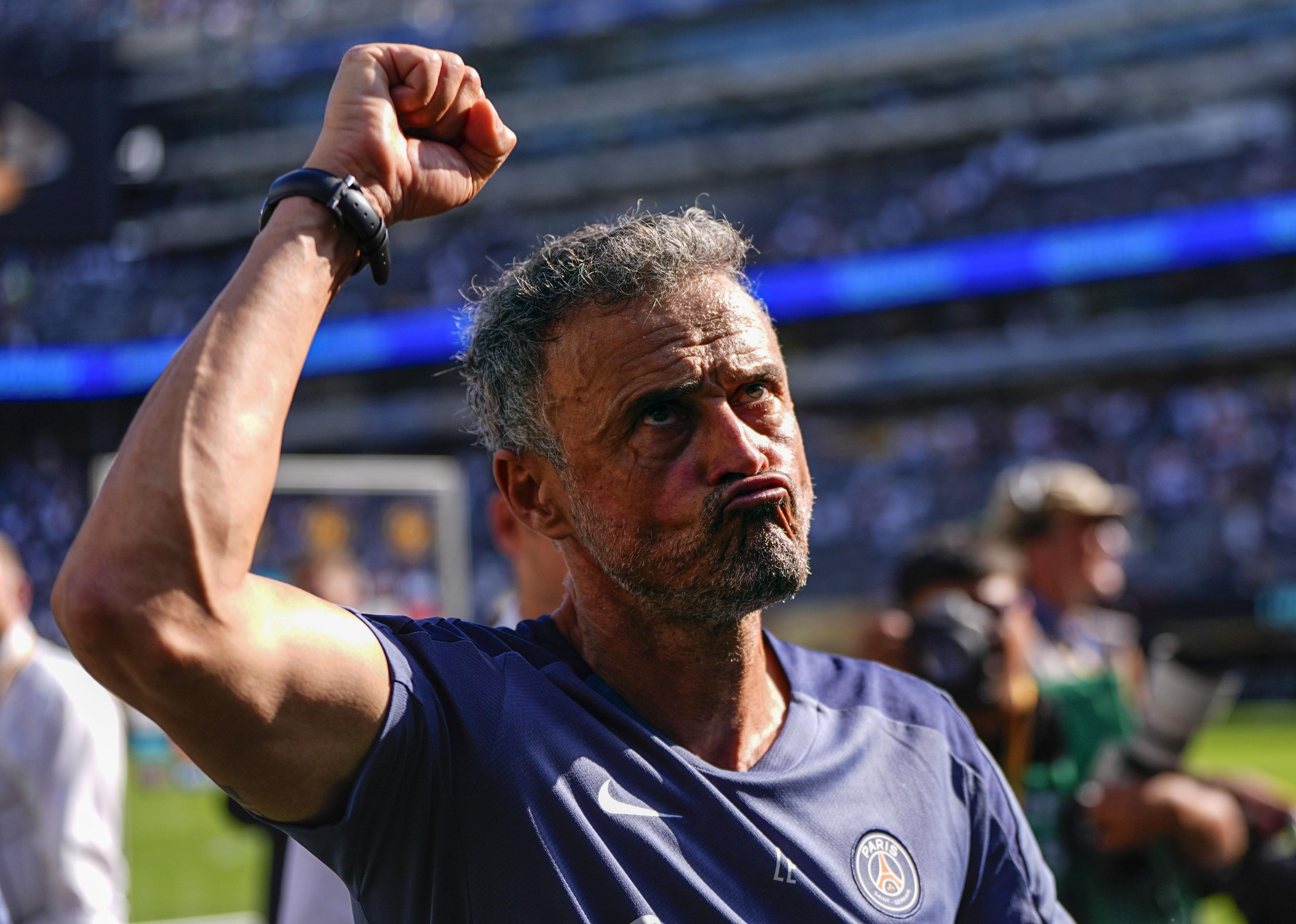 率巴黎欧冠客战巴萨！恩里克：这里是我的家，这场比赛很特别