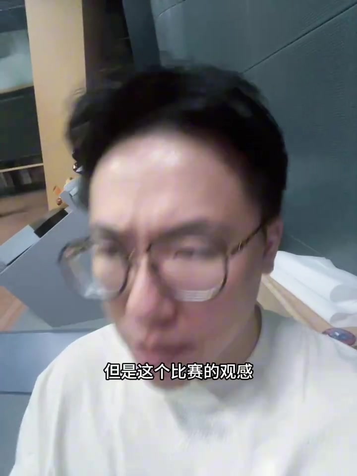 媒体人：范德彪在努力练习自己的投射 艾顿首秀没人给他喂饼