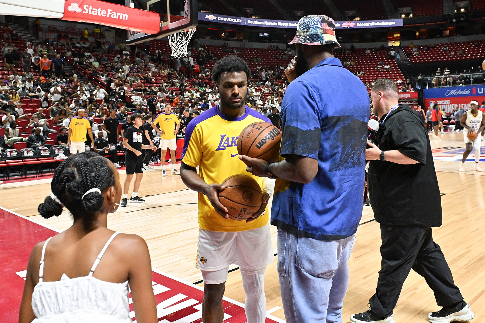 夸梅：你们说布朗尼是黑人的荣耀 但却批评本内特&夸梅&威少