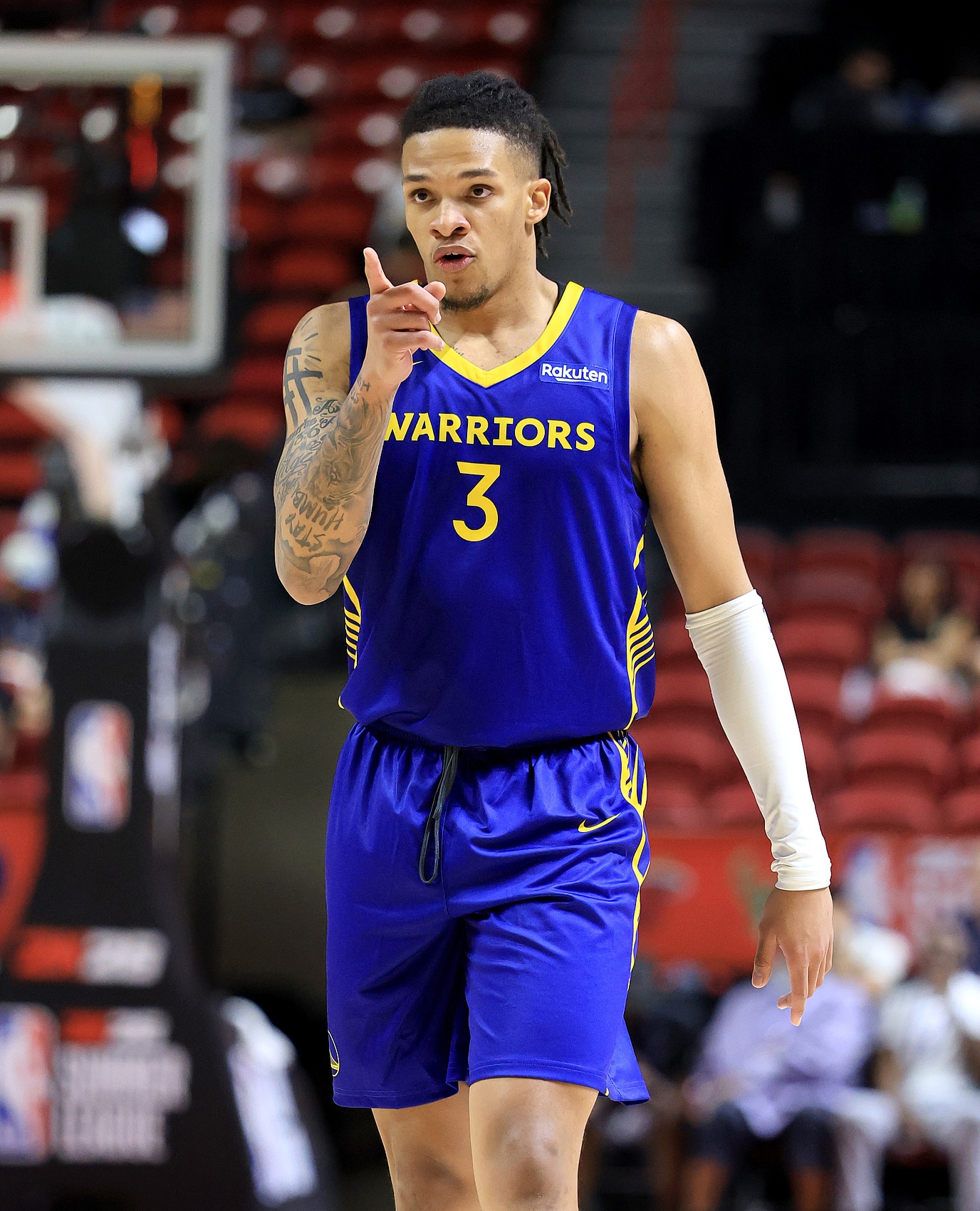 56号秀！科尔：威尔-理查德很出色&学习能力强&很好教 他前途无量