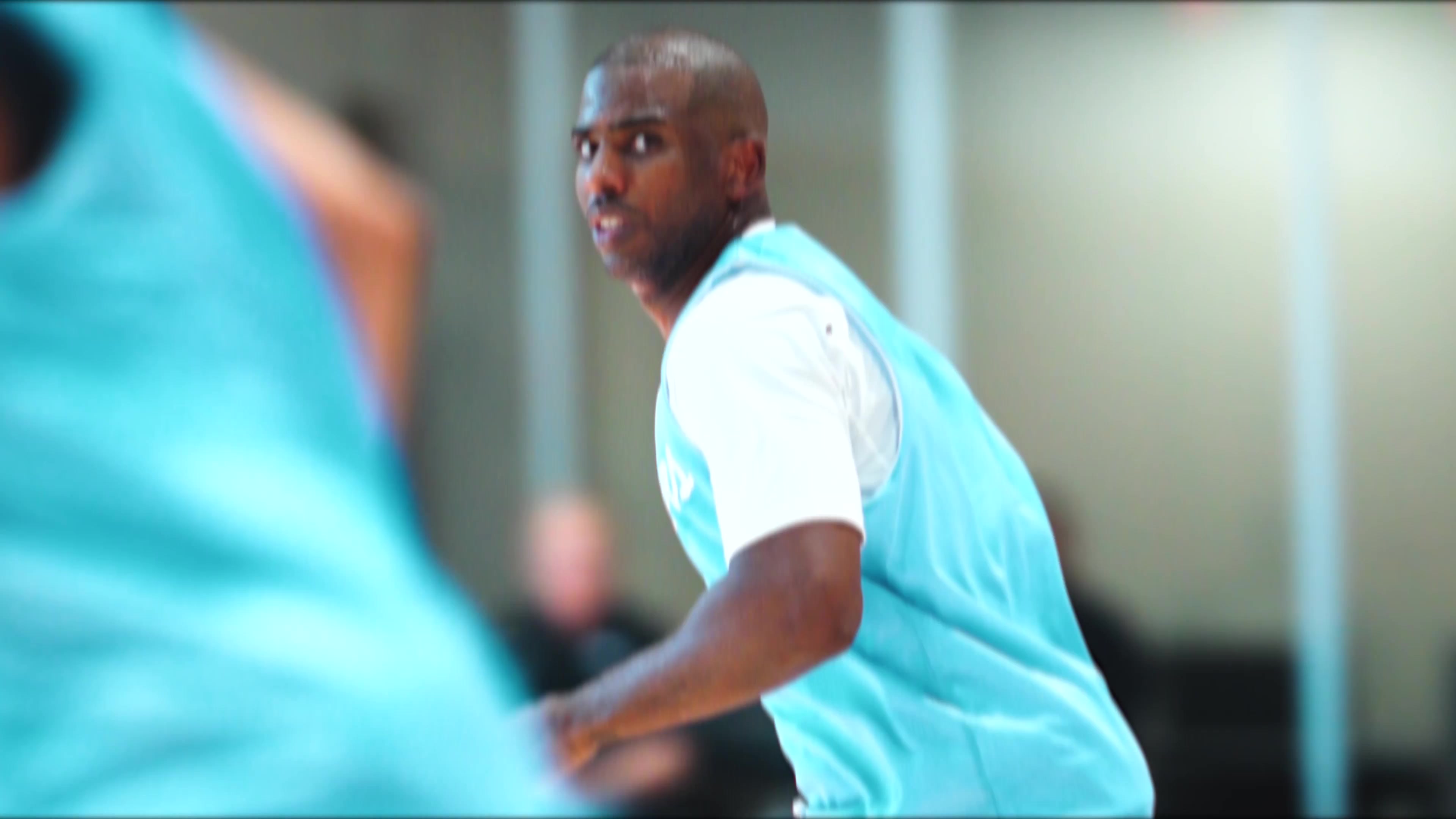 热火朝天！快船官方晒全队最新训练集锦：新赛季准备好了