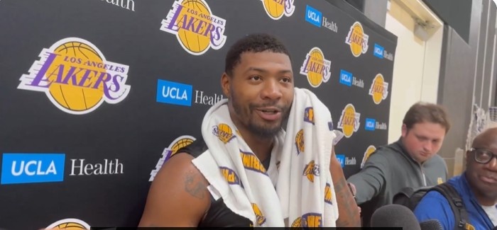 斯玛特：应对伤病如同坐心理过山车 不确定能否出战下场比赛