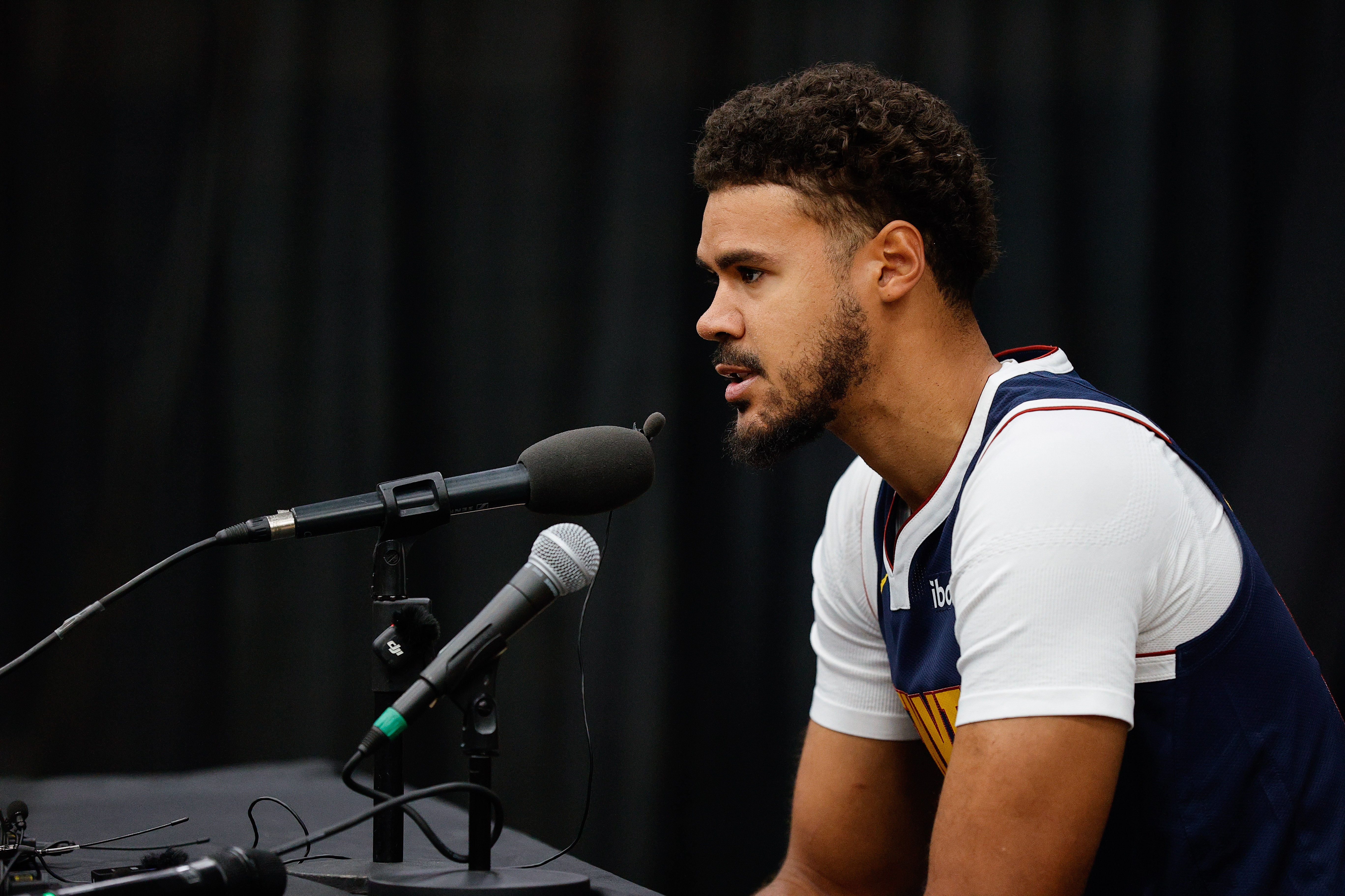 名嘴：卡梅隆-约翰逊技能包接近小波特 掘金有望缩小和雷霆的差距