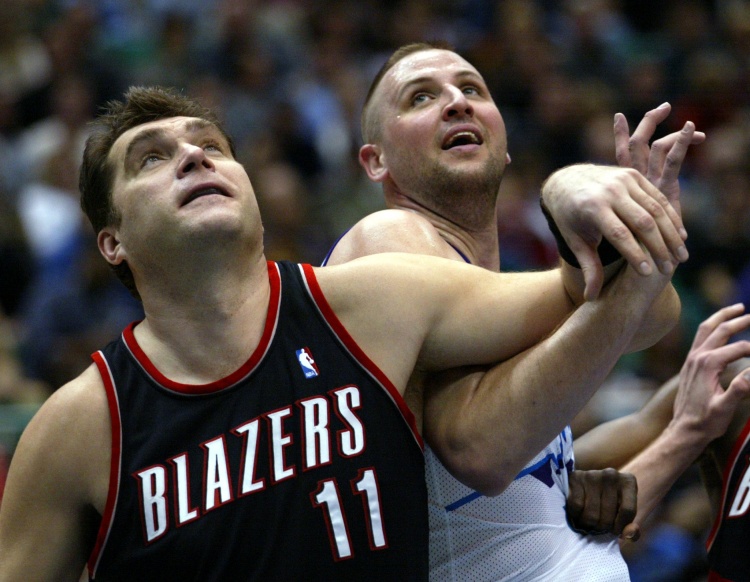 球队主持人：有人说杨瀚森像世界屋脊 但后者被选之后很久才来NBA