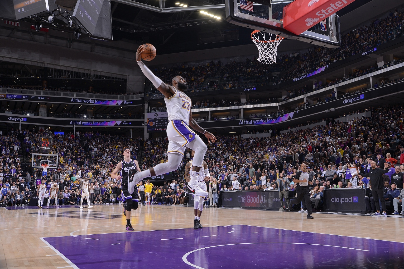 来了都得叫声叔！有70位现役球员出生日期晚于詹姆斯生涯首秀！