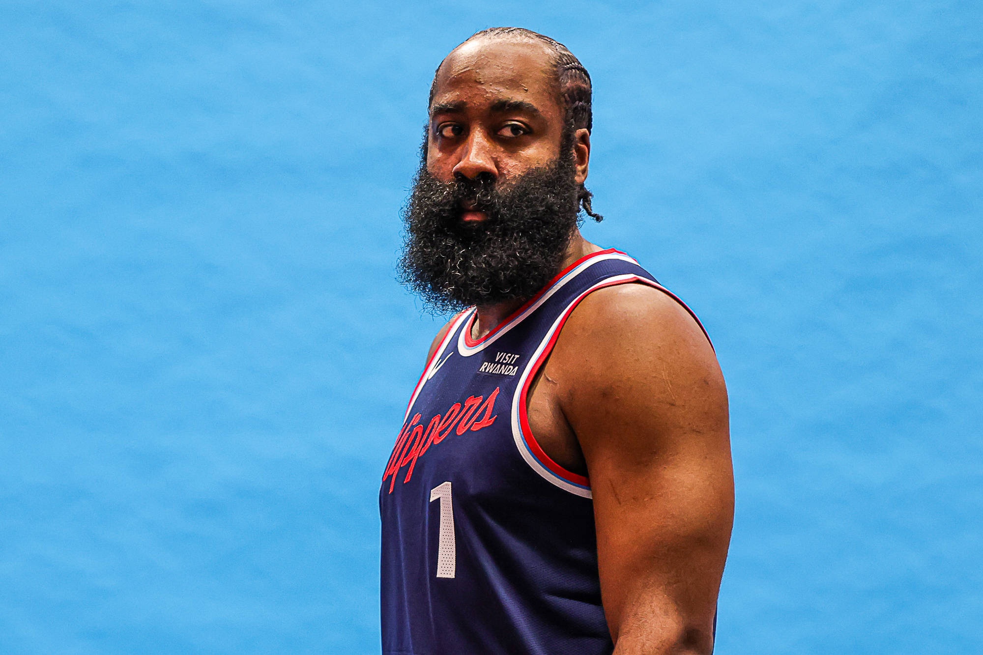 酷酷做饼！哈登打满首节各种串联送8助攻 另有3分3篮板