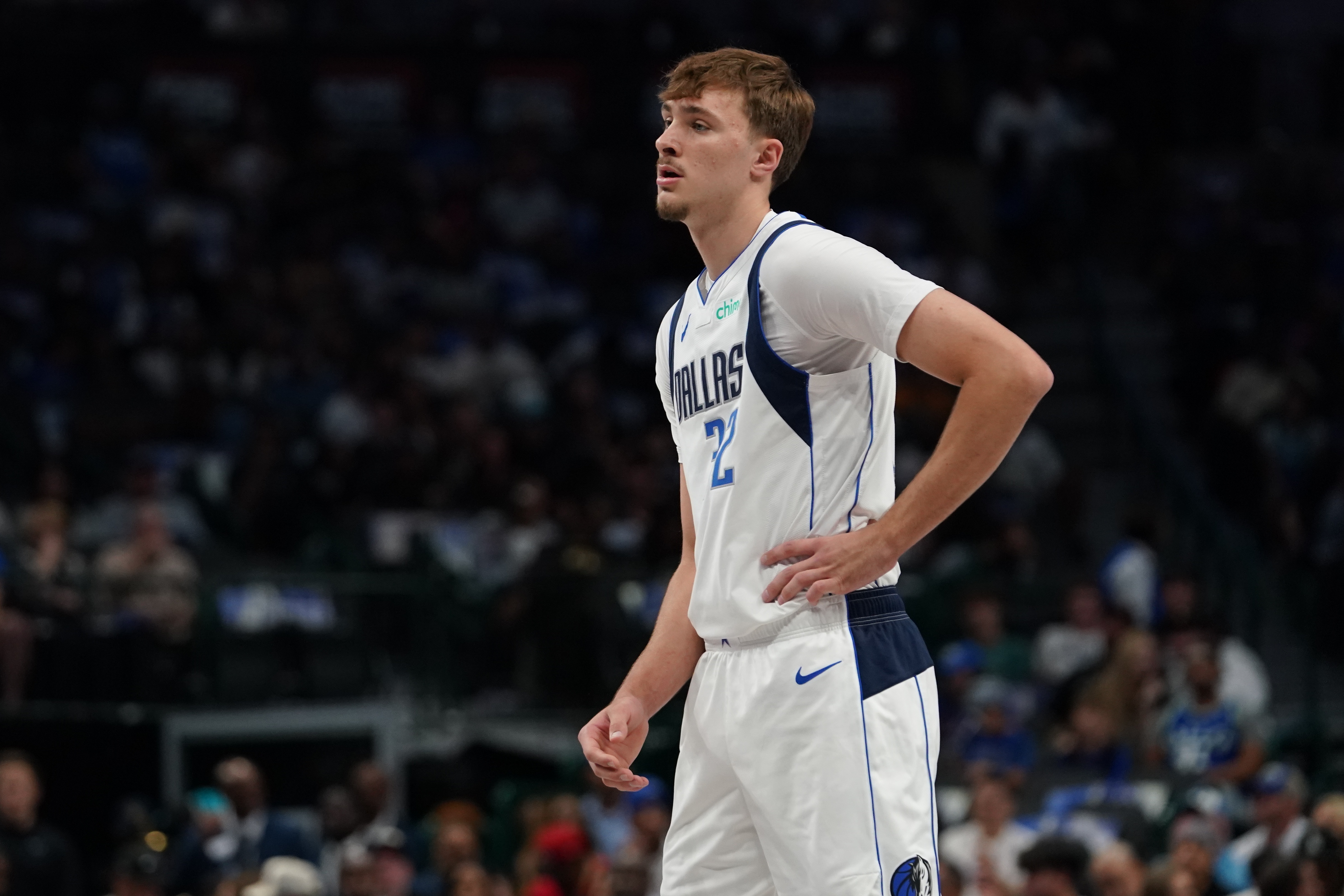 弗拉格季前赛数据：场均10.7分5.3板2.7助1.7断1帽 命中率37.3%